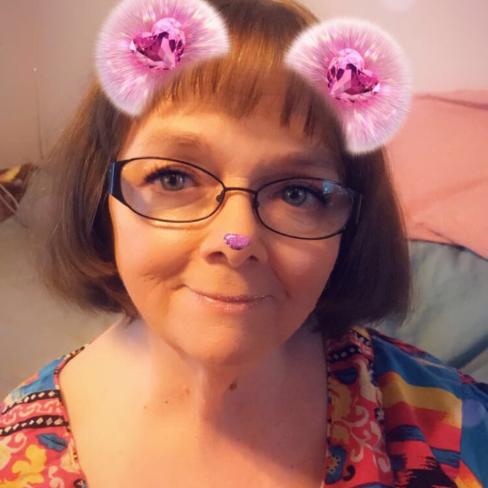 Meet your Posher, Sharon